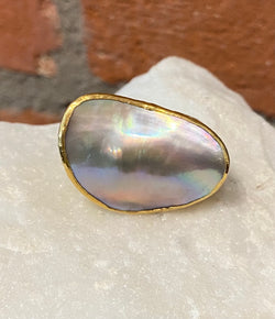 Ara Mabe Pearl and 24kt Gold Ring