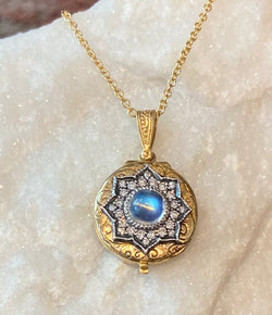 Arman 22kt Gold and Moonstone Flower Locket Necklace