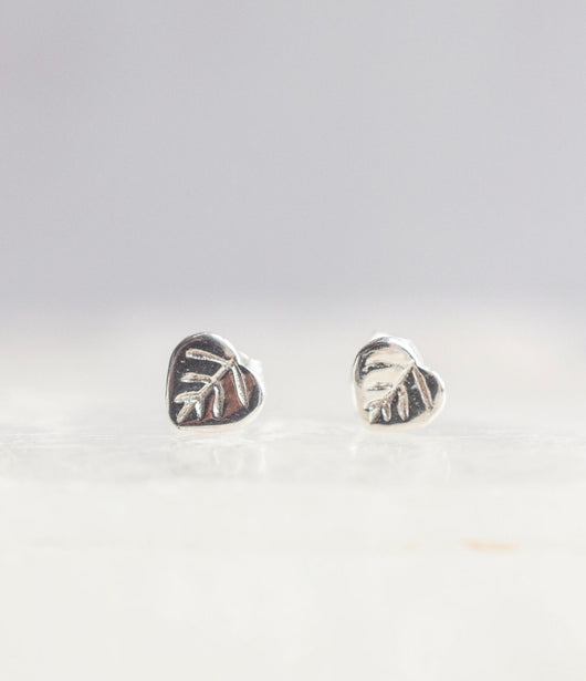 Bristol and Cole X-Small Aspen Leaf Silver Stud Earrings