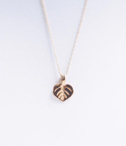 Bristol and Cole Small Aspen Leaf Gold Necklace