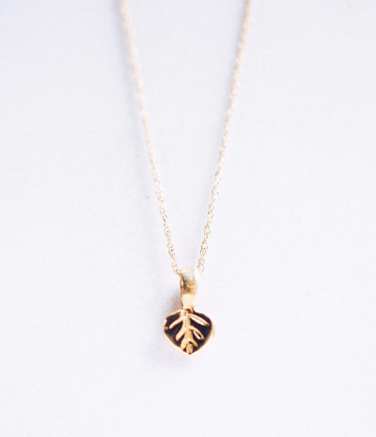 Bristol and Cole X-Small Aspen Leaf Gold Necklace