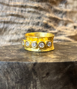 Ara 24k Gold Five Diamond Cigar Band Ring