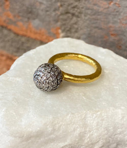 Ara 24kt Gold Pave Diamond Ball Ring