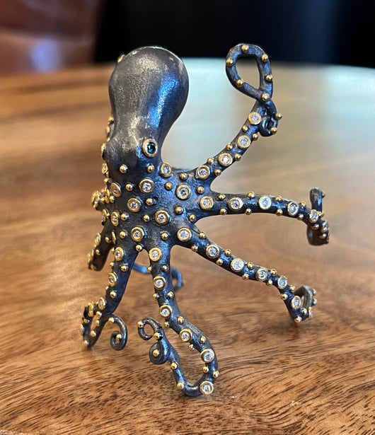 Ara Diamond Octopus Cuff