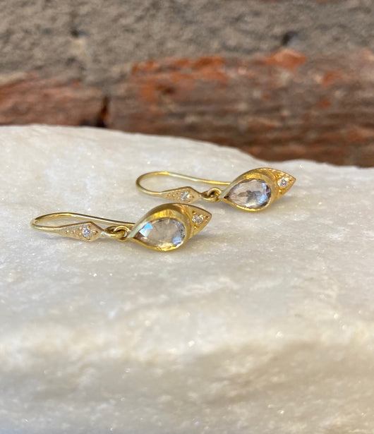 Annie Fensterstock Spade Drop Earrings