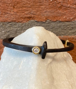 Pat Flynn 15pt Diamond Nail Bracelet