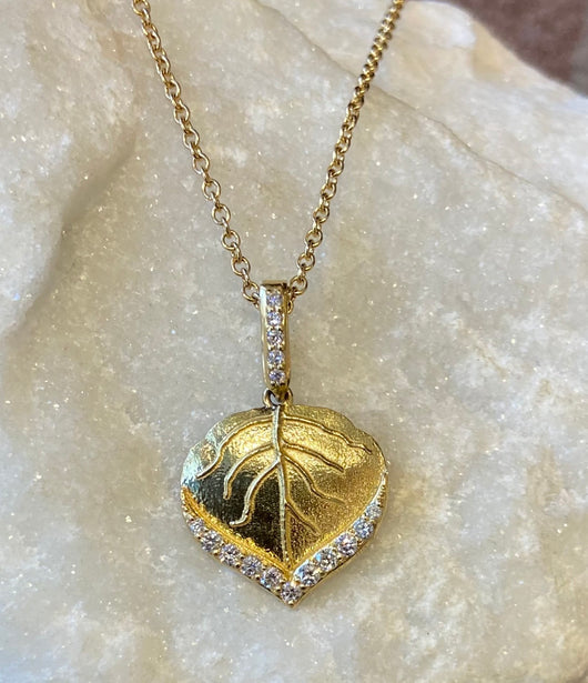 Ross Andrews Medium Yellow Gold and Diamond Detail Aspen Leaf Necklace