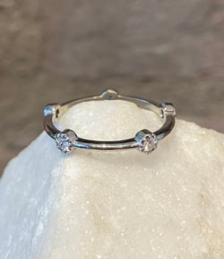 Ross Andrews White Gold and 5 Diamond Station Band